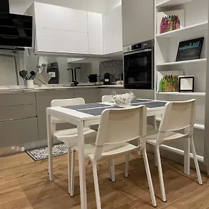 https://kibil-san-donato.italymilanhotels.net