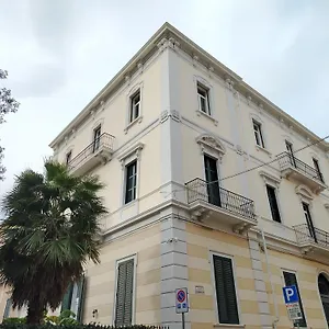  Bed & Breakfast Palazzo Castellano