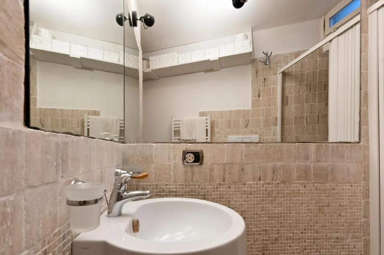 Casa Dell'Arco Old Town - Sit Apartment Lecce Italy